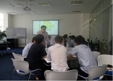 某公司成功舉辦《TTT(企業(yè)內(nèi)訓(xùn)師的培訓(xùn))》活動(dòng)，冠卓咨詢助力人才梯隊(duì)建設(shè)